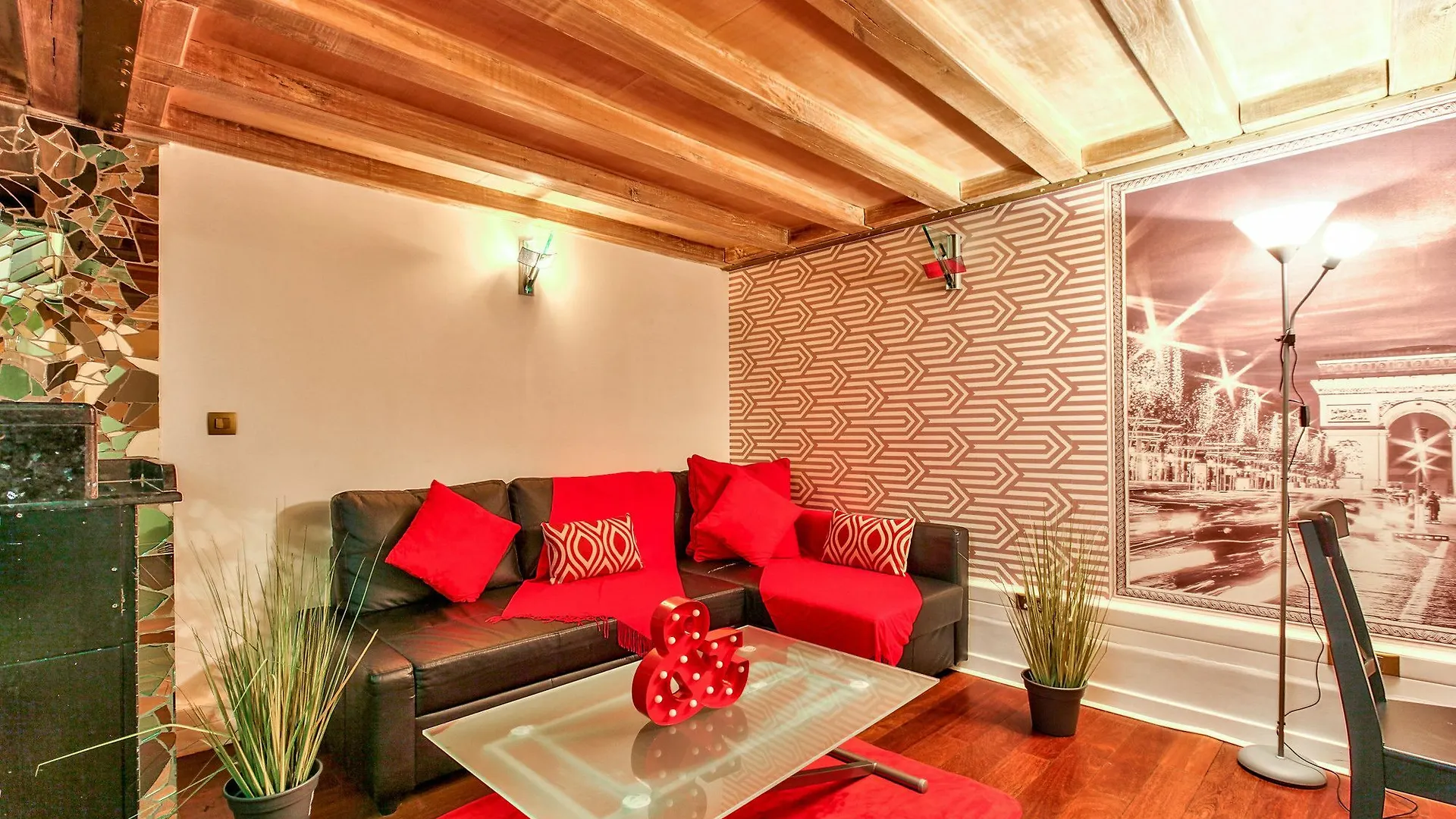 09 - Luxury Loft Champs-elysees Apartman Párizs