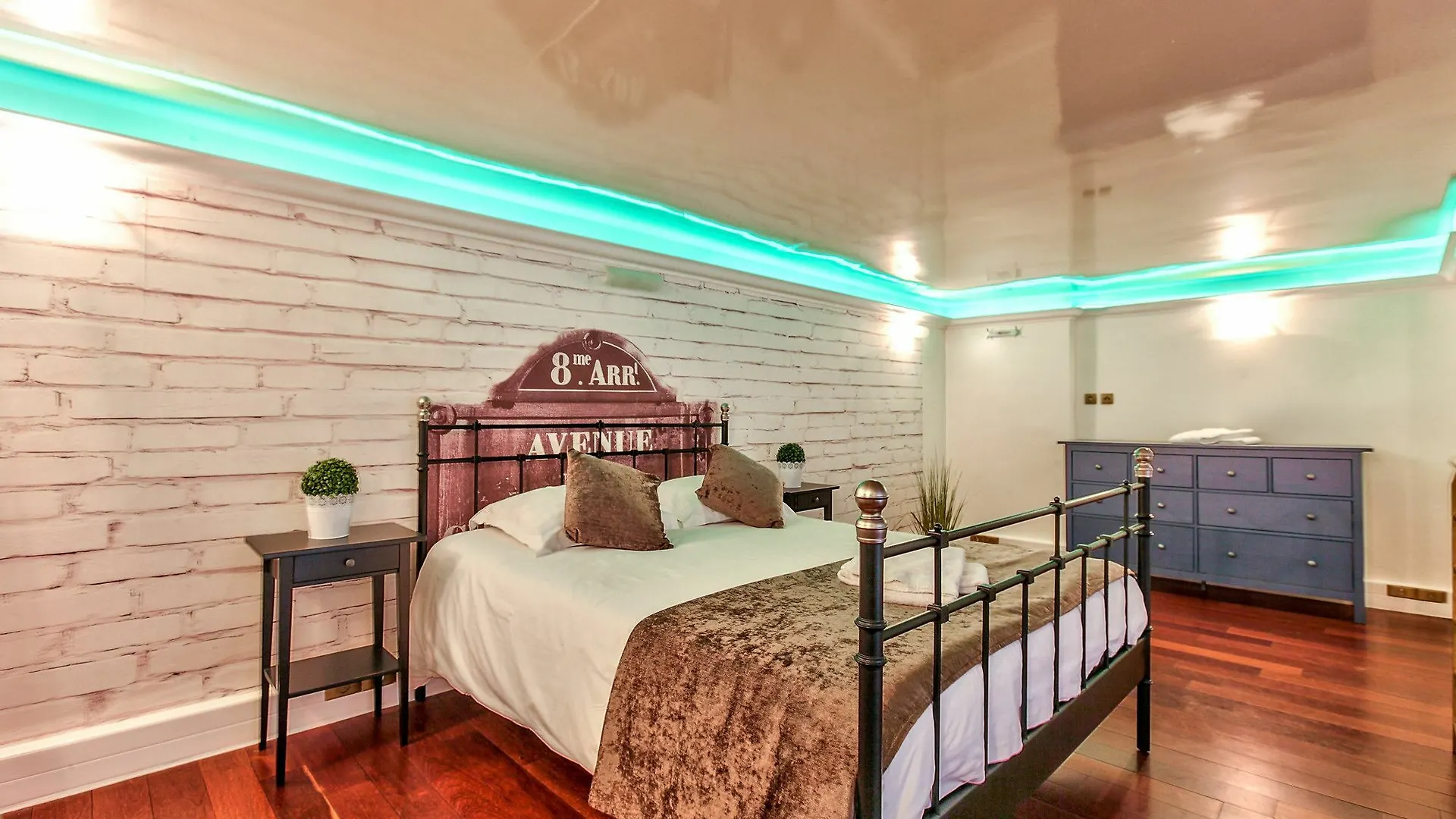 09 - Luxury Loft Champs-elysees פריז